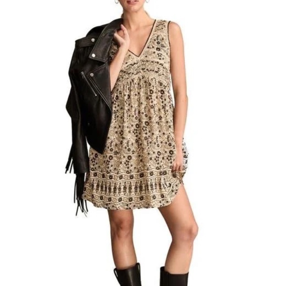 Lucky Brand NWOT V-Neck Floral Mini Dress Raven/White Swan Floral Print Sz XS